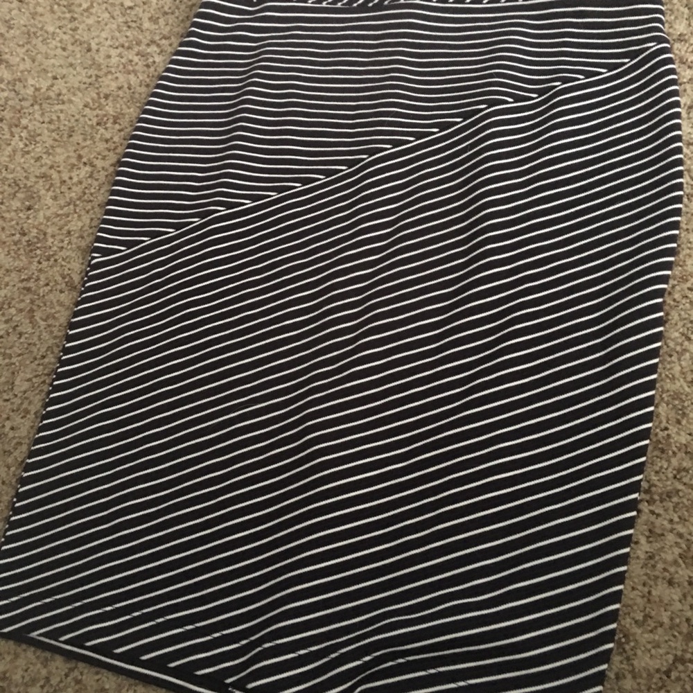 😍 Adorable Banana Republic pencil skirt!!!